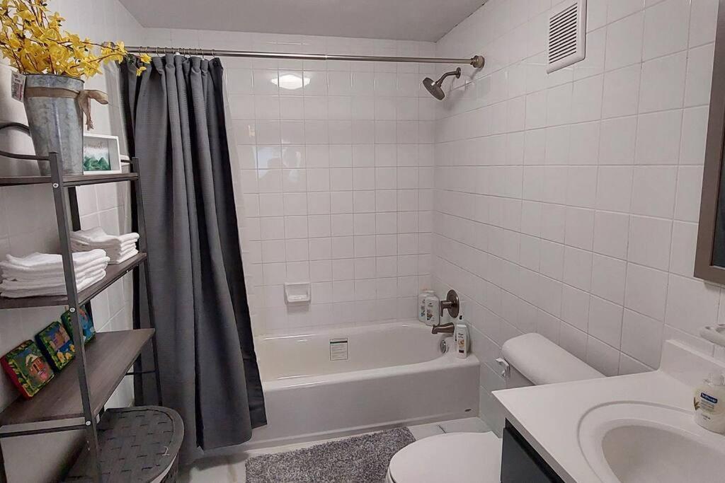 Nassau Harbour Cozy 2 Bedroom Condo Kültér fotó